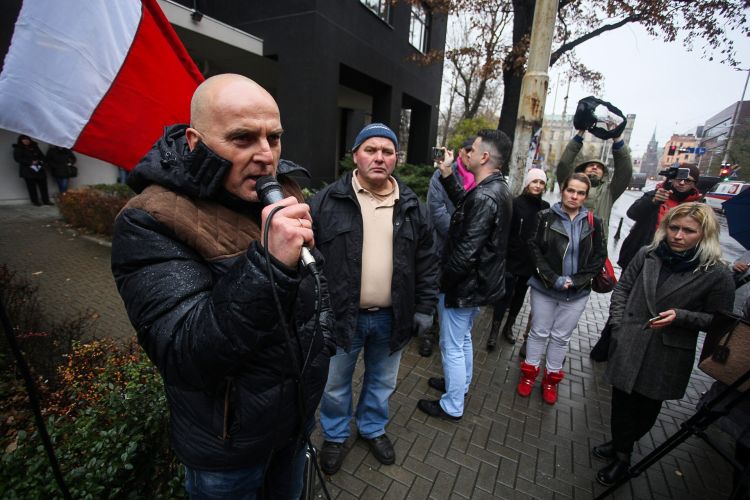 Sympatycy Piotra Rybaka protestowali pod sądem [ZDJĘCIA], Magda Pasiewicz
