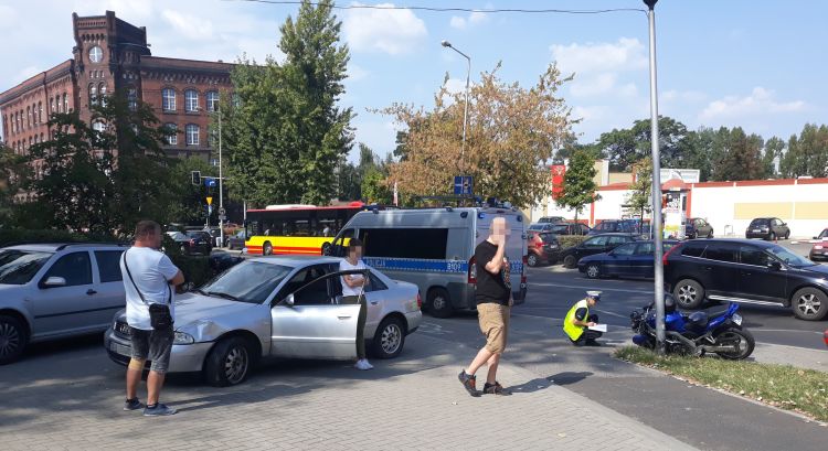 Zderzenie samochodu i motocykla na Swobodnej [ZDJĘCIA], Michał Hernes