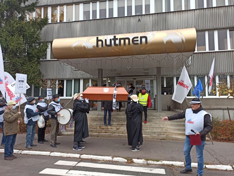 Protest pracowników Hutmenu, Bartosz Królikowski
