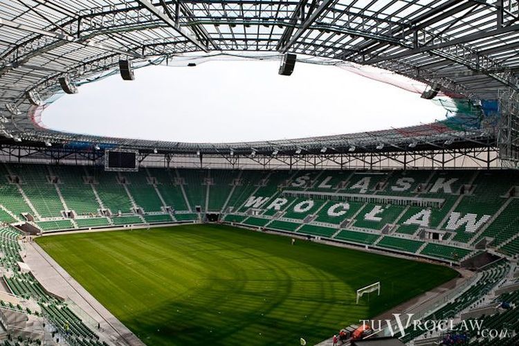 Rafał Dutkiewicz przekazał 10 milionów złotych na Stadion Wrocław, 0
