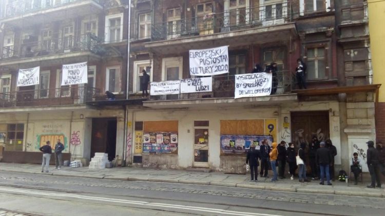 Kolejny skłot we Wrocławiu. Anarchiści zablokowali kamienicę przy Szczytnickiej, Krzysztof Wesołowski