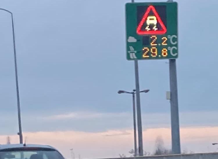 Wrocław: Globalne ocieplenie. Na moście Milenijnym jest prawie 30 stopni?, Gosia