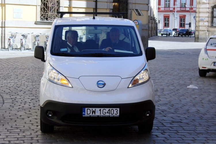 Urząd miejski kupił samochody elektryczne. Sprawdź, kto będzie nimi jeździł?!, Bartosz Senderek