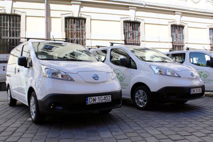Urząd miejski kupił samochody elektryczne. Sprawdź, kto będzie nimi jeździł?!, Bartosz Senderek