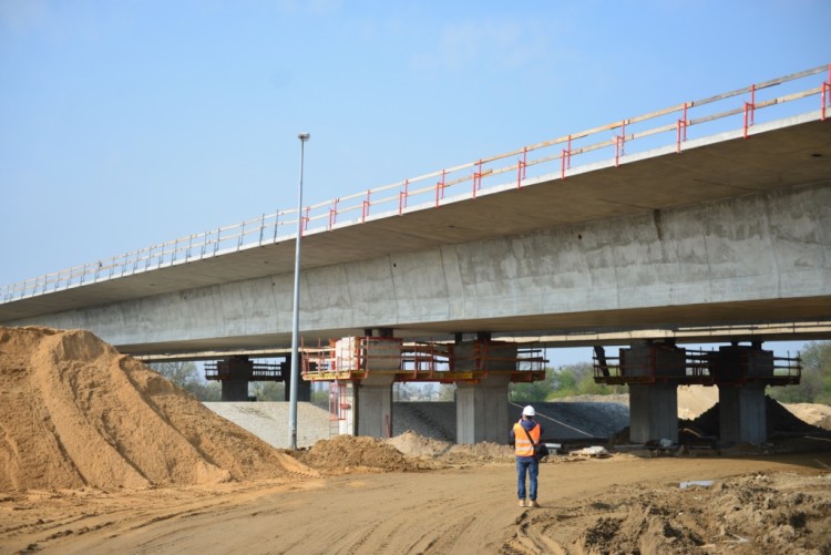 Największy most S5 nad Widawą gotowy, Wojciech Bolesta