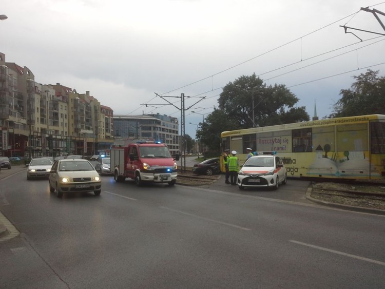 Wypadek tramwaju na ul. Drobnera. Ranna kobieta, Wojciech Bolesta