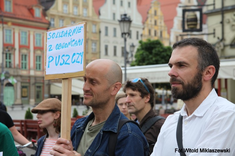 Na wrocławskim rynku protestowali w obronie puszczy [ZOBACZ ZDJĘCIA], Witold Miklaszewski / mat. prasowe