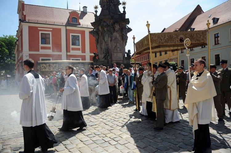 Przez Wrocław przeszła procesja z okazji Bożego Ciała [FOTORELACJA], Wojciech Bolesta