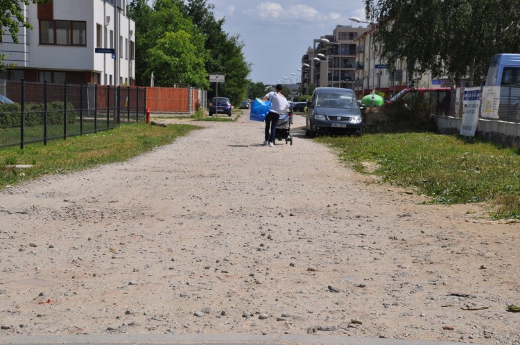 Mieszkańcy Stabłowic odcięci od asfaltu, Marta Gołębiowska