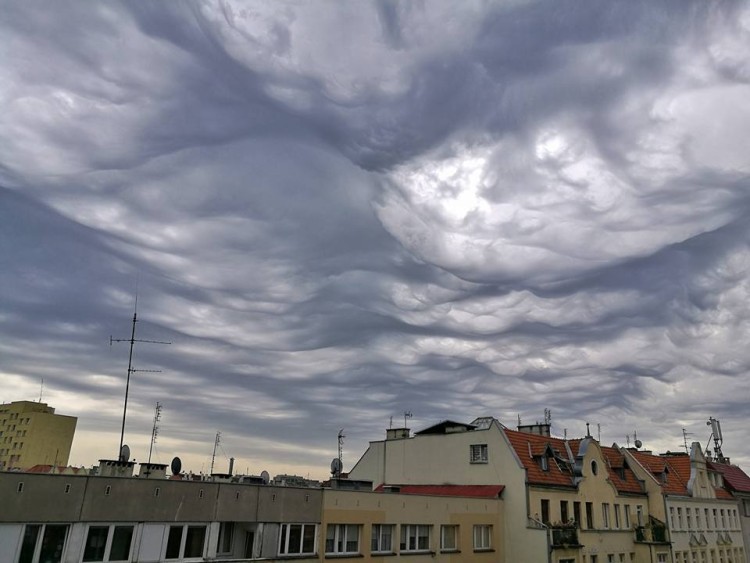 Piękne chmury nad Wrocławiem!, Michał Gałczyński (facebook.com/galczynskifotografia)
