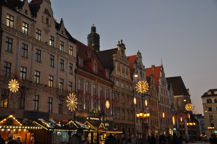 Wrocław pięknie przyozdobiony na kolejne święta. Iluminacja nie tylko w centrum, Marta Gołębiowska