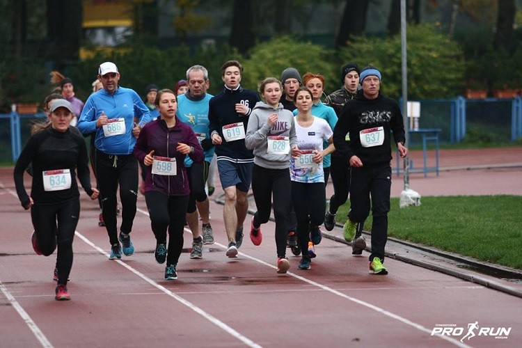 Niemal 350 osób zmierzyło się z Testem Coopera, Stowarzyszenie Pro-Run Wrocław (pro-run.pl).