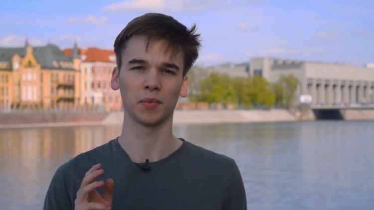 18-letni wrocławianin nagrał film na Youtube. W nagrodę poleci do USA, Youtube