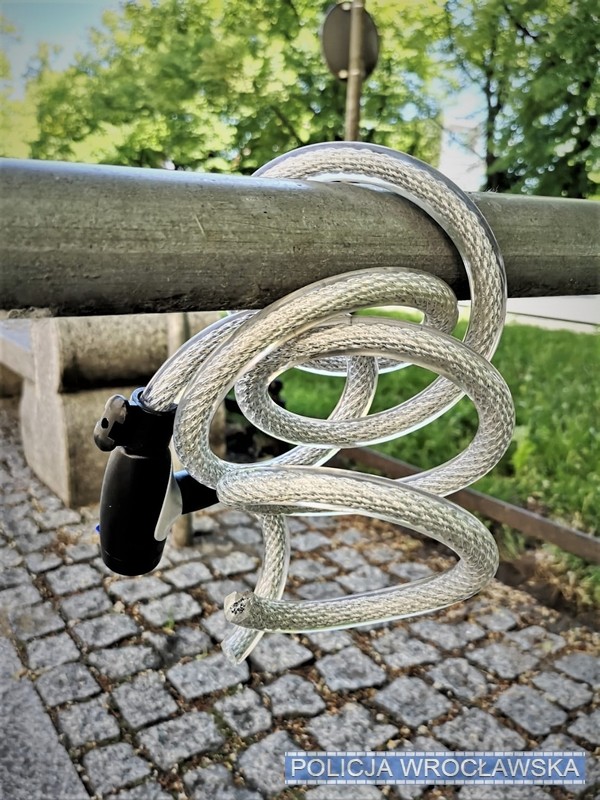 Złodziej rowerów zatrzymany na gorącym uczynku [ZDJĘCIA], Policja wrocławska