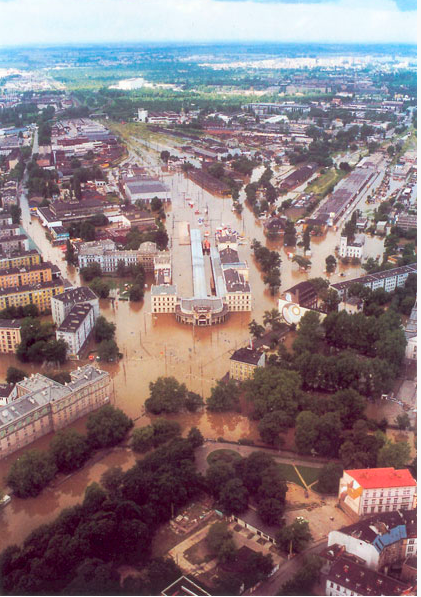 26 lat od powodzi we Wrocławiu. 12 lipca 1997 roku wielka woda zalała miasto, Archiwum Bogdana Zdrojewskiego