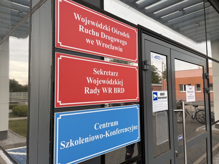Wrocław: Egzaminy na prawo jazdy mogą się nie odbyć. Egzaminatorzy znów protestują, Jakub Jurek