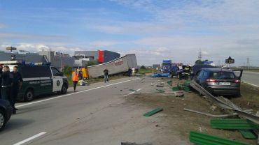 Wypadek na A4. Utrudnienia na autostradzie w kierunku Katowic! (UTRUDNIENIA, ZDJĘCIA)