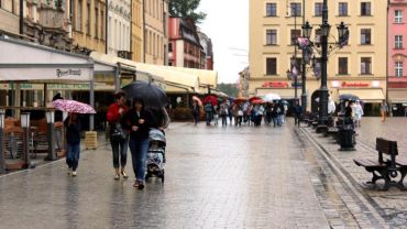 Wrocław: do wieczora będzie padało i grzmiało