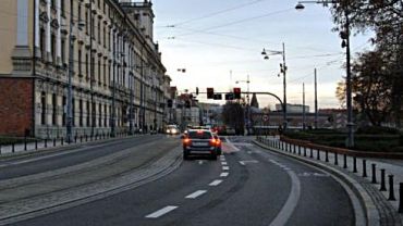 Wrocław: wyłączenie sygnalizacji świetlnej usprawni ruch w centrum?