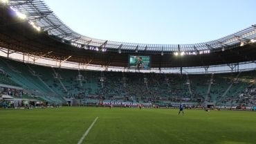 Śląsk rozpoczyna transferową ofensywę. Sześciu nowych piłkarzy przy Oporowskiej!