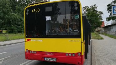 Nowe wrocławskie autobusy są wadliwe? Nietypowe tablice na linii 114