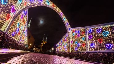 Świąteczna iluminacja na wrocławskich ulicach prezentuje się bajecznie [ZDJĘCIA]