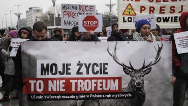 Wrocław: obrońcy zwierząt protestowali przeciwko „Rzeczpospolitej Myśliwskiej” [ZDJĘCIA]