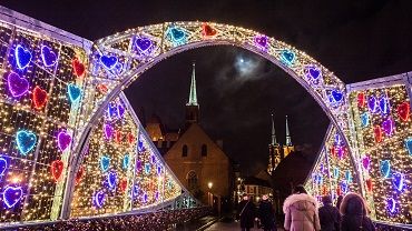 Piękna, świąteczna iluminacja zostanie zdemontowana z mostu Tumskiego