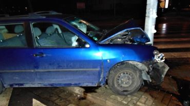 Wypadek na skrzyżowaniu Swobodnej i Zielińskiego. Kierowca miał 1,7 promila [ZDJĘCIA]