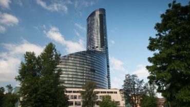 Sky Tower: zwalniają się najwyżej położone biura we Wrocławiu