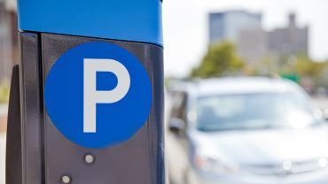 Zmiany na trzech wrocławskich parkingach. Są objęte nowym systemem płatności [CENNIK]