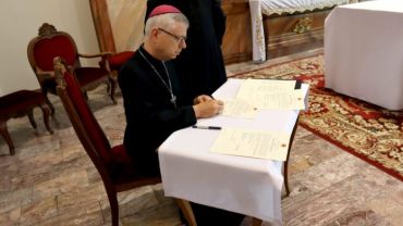 Wrocławski biskup przeniósł się do innego miasta. Dla duchownego to awans