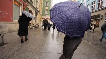 Uwaga na intensywne opady deszczu we Wrocławiu