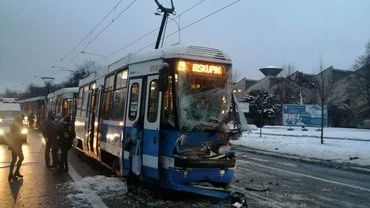 Wrocław: Zderzenie tramwaju i ciężarówki na Grabiszyńskiej. Były spore utrudnienia w ruchu!