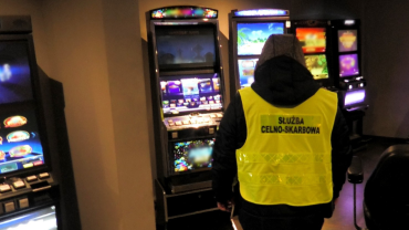 Nielegalny hazard na Dolnym Śląsku. Zabezpieczono 27 automatów