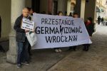 Protest w ratuszu. Sprzeciwiają się germanizacji Wrocławia, Bartosz Senderek