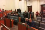 Sejmik przyjął uchwałę antysmogową dla Wrocławia. Będzie zakaz palenia węglem i drewnem, mgo