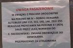 Wrocław: Autobusy odjeżdżają z innego peronu. Informacja dla pasażerów na kartce, Monika Czaja