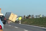 Koszmarny wypadek na A4 pod Wrocławiem. Zginęły trzy osoby, kilka jest rannych, Autostrada A4-aktualności, FB