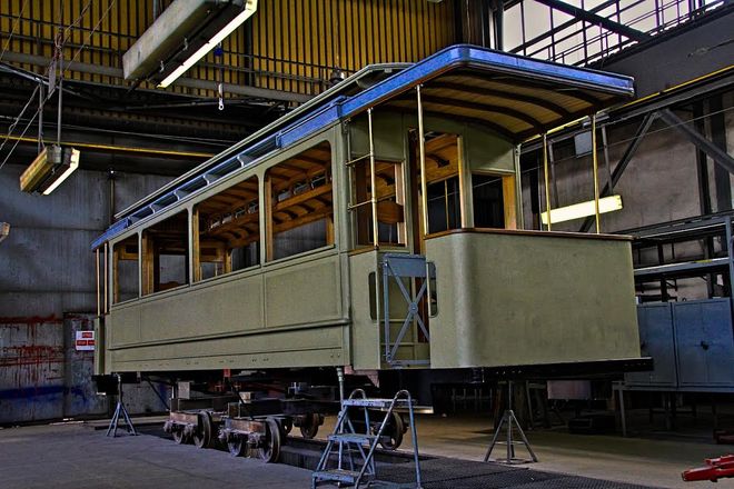 Słynny tramwaj Maximum z 1901 roku przechodzi renowację