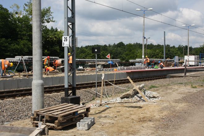 W pocie czoła modernizują infrastrukturę kolejową, by pociągi z Wrocławia szybciej jechały do..., mat. PKP PLK