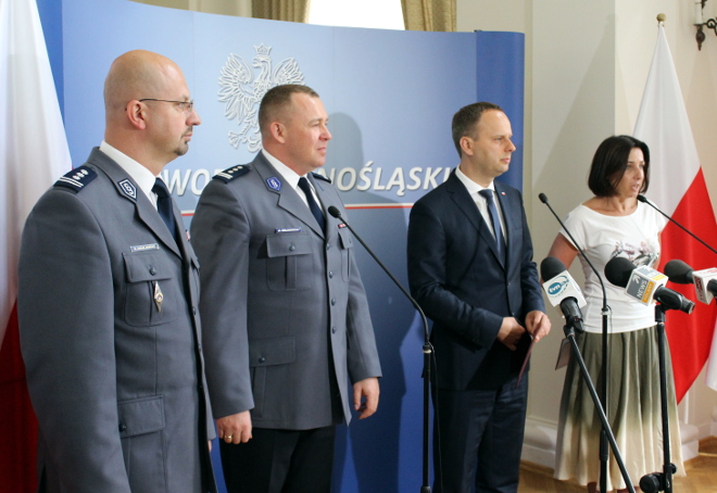 Nagrodą w wysokości 10 tys. złotych podzieli się pięcioro wrocławskich policjantów