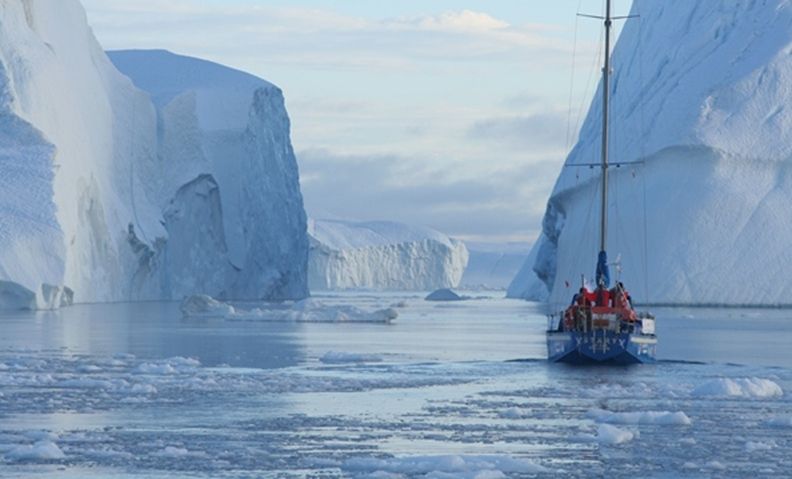 QNT Northwest Passage Jubilee Voyage 2006.