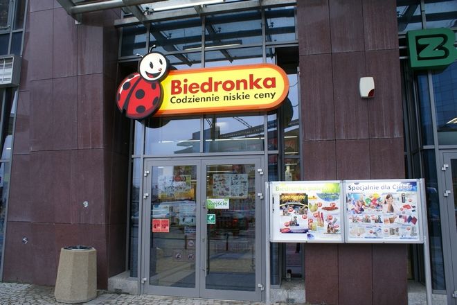 W centrum Wrocławia rozmnażają się Biedronki, tm
