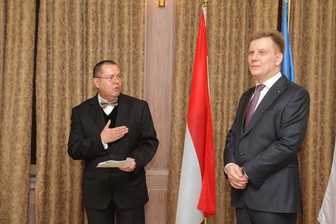 Krzysztof Bramorski (z prawej) i Ambasador Wielkiego Księstwa Luksemburg w Polsce Conrad Bruch