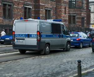 Policjanci z KWP we Wrocławiu zatrzymali oszustów.