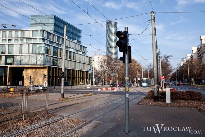 Przebudowa poniemieckiej drogi rowerowej na Powstańców Śląskich wchodzi w kolejny etap, archiwum
