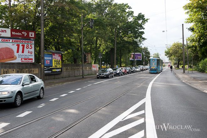 Do końca października miasto przebuduje dwa przystanki tramwajowe na ulicy Opolskiej, archiwum