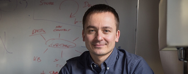 Mariusz Ciepły to prezes i jeden z założycieli wrocławskiej spółki LiveChat Software