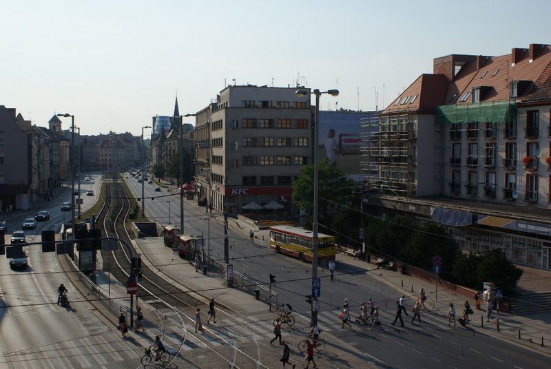 Zderzenie autokaru z tramwajem w centrum Wrocławia, archiwum